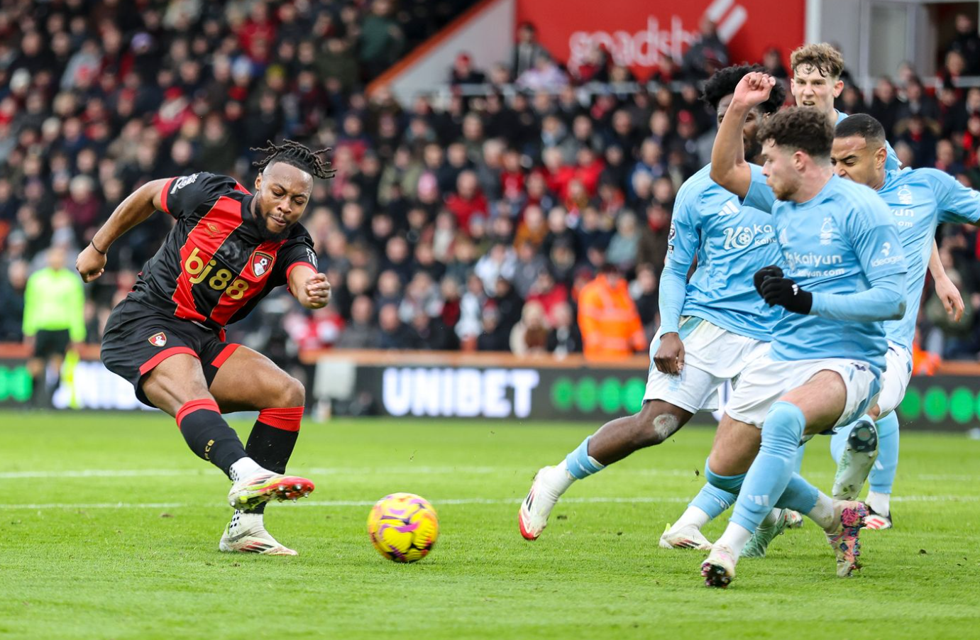 AFC Bournemouth  vs Nottingham Forest (22:00 – 25/01) | Xem lại trận đấu